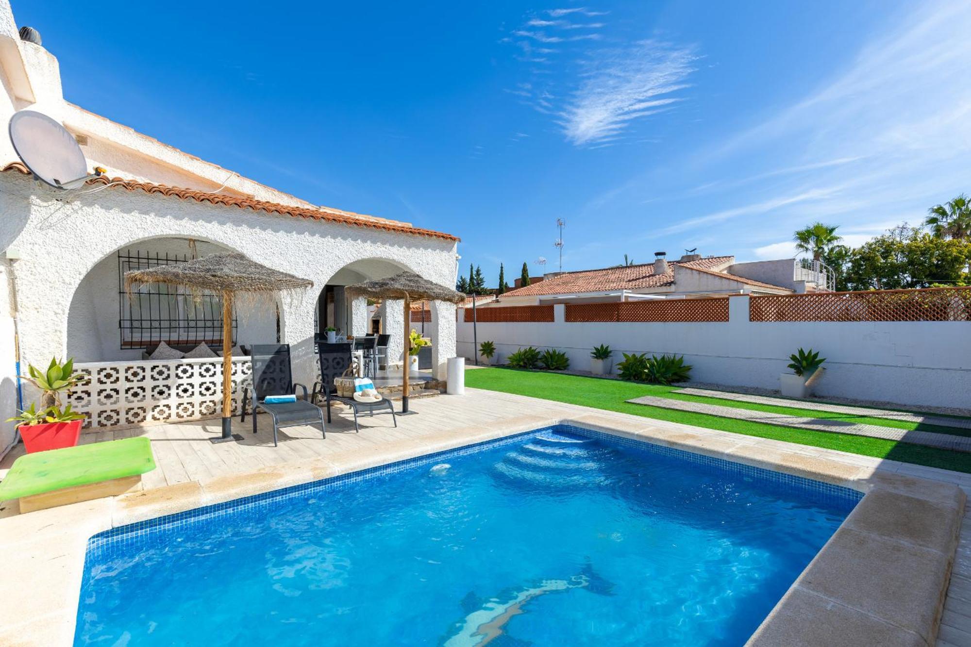 Fidalsa Relax Pool & Bbq Villa Torrevieja Bagian luar foto