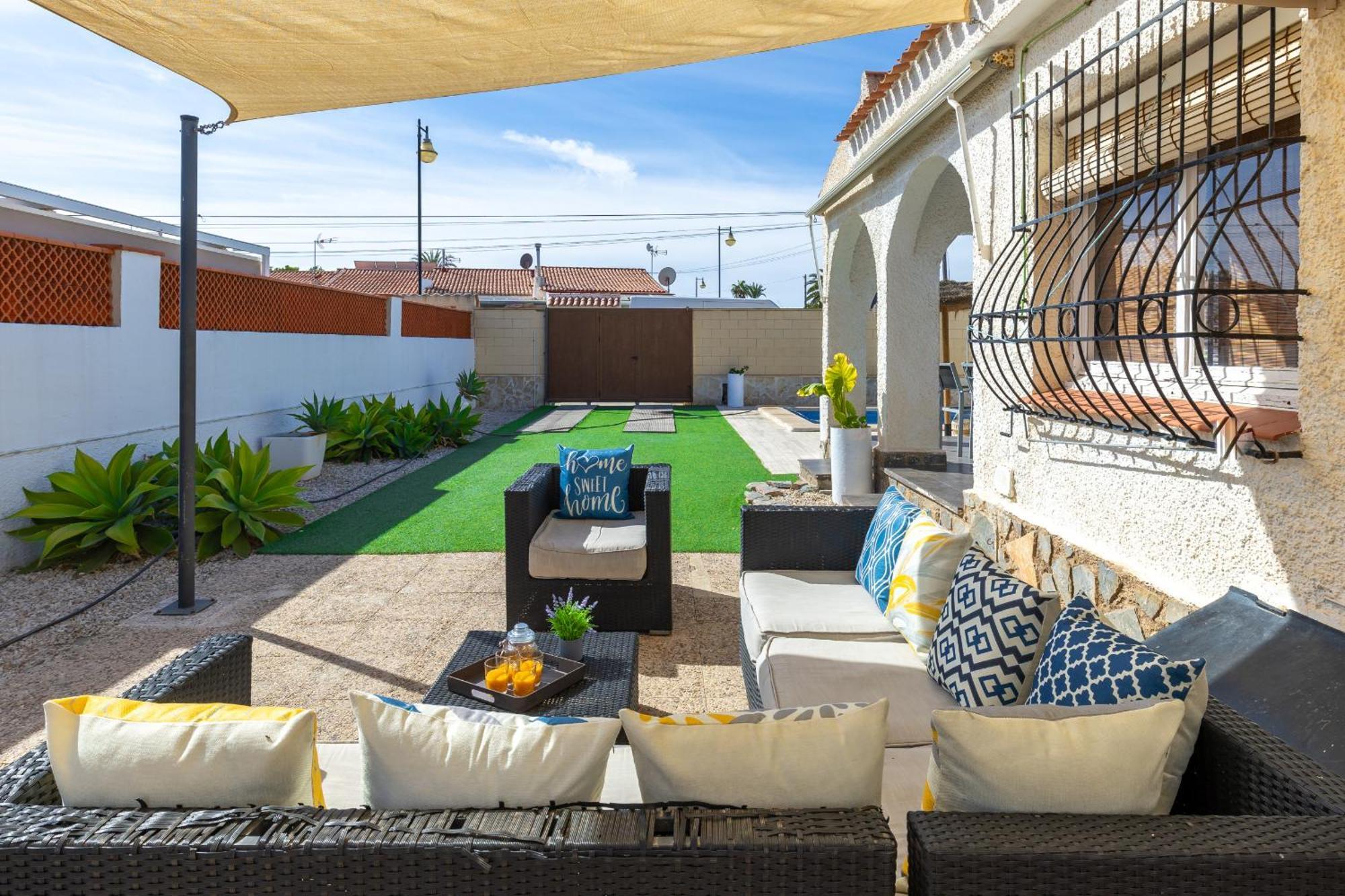 Fidalsa Relax Pool & Bbq Villa Torrevieja Bagian luar foto