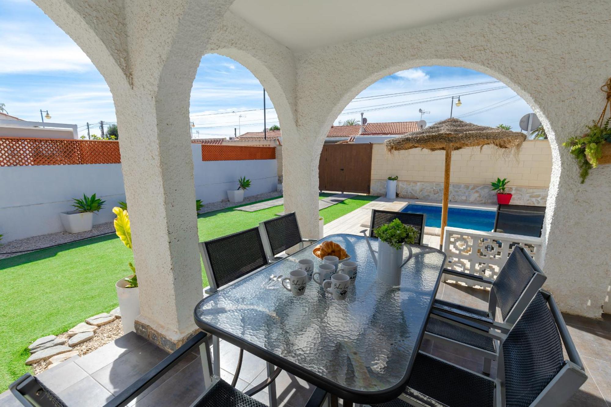 Fidalsa Relax Pool & Bbq Villa Torrevieja Bagian luar foto